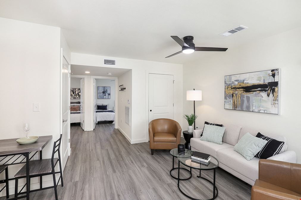 Zurqui at Mohican: Renovated Mid City North Apartments