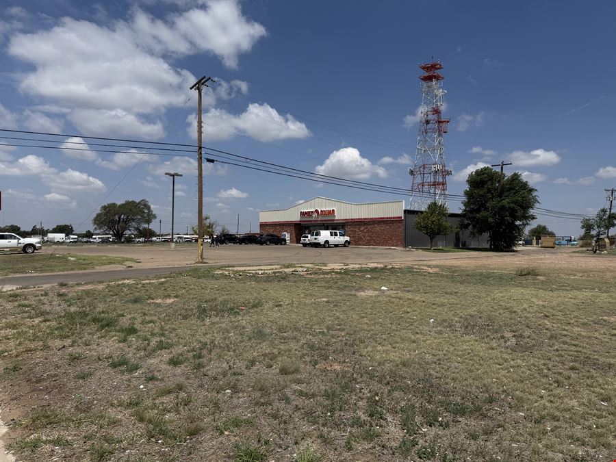 Former Family Dollar 