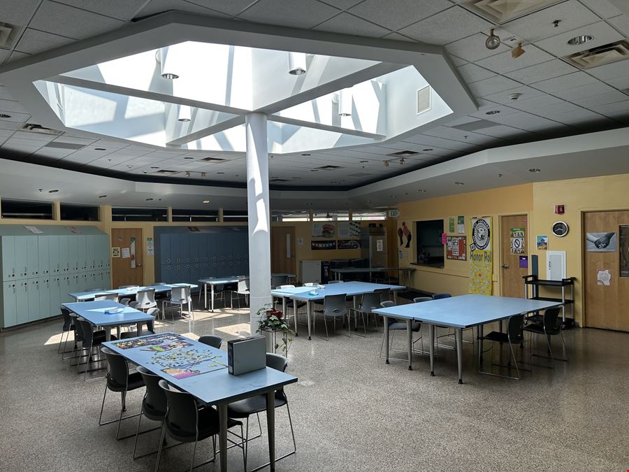 School for Lease in North Minneapolis