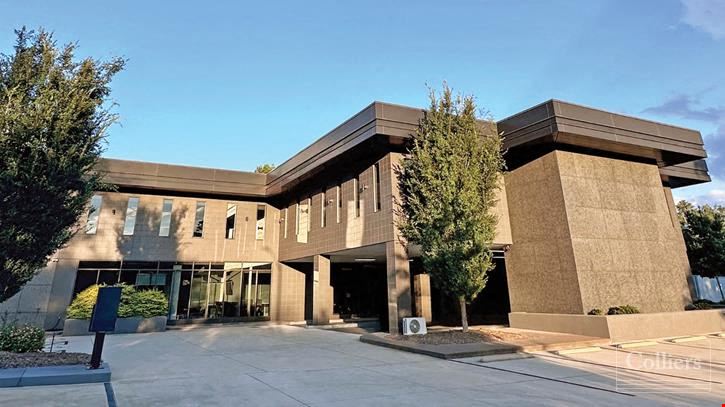 ±10,000-SF Class A Office Suite with State-of-the-art Technology | Greenville, SC