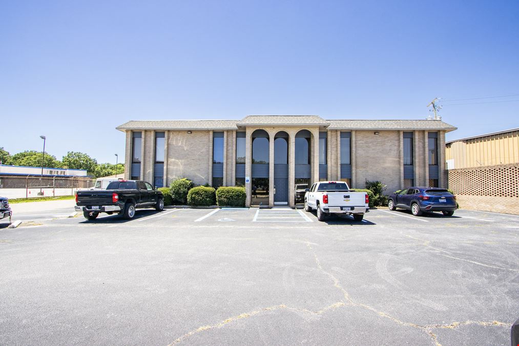 1034 Briargate Circle