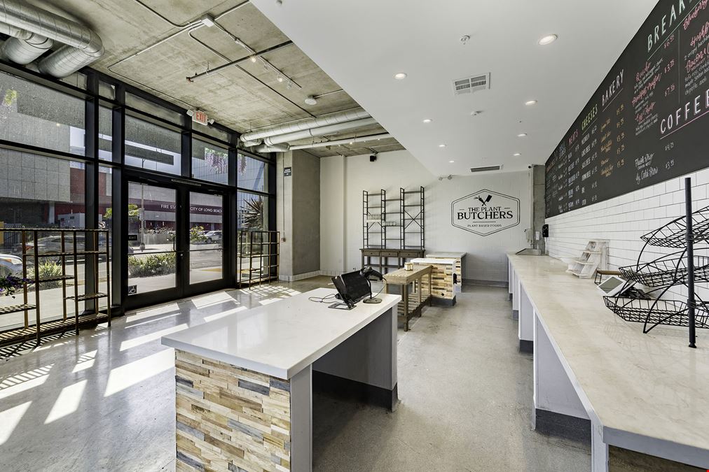 500 W Broadway
