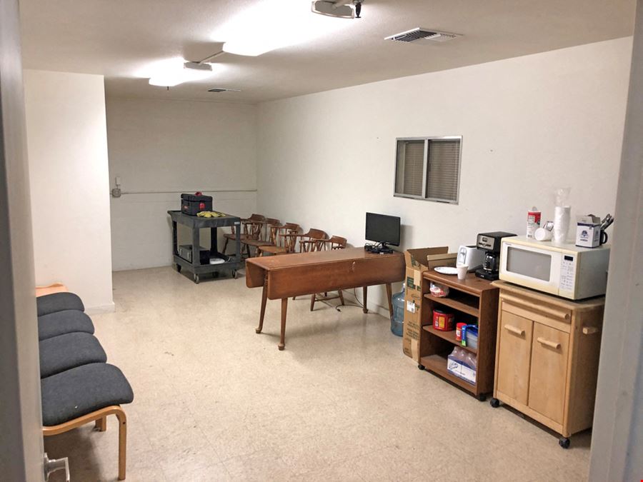 (2) Open Warehouse Spaces in Bullard Industrial Park