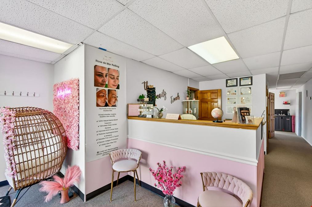 123 S Main St, Athol
