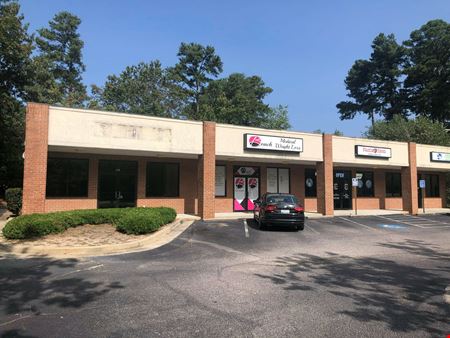 Preview of Retail space for Rent at 218 Edgefield Road