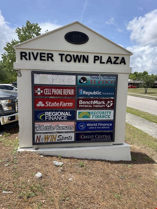 117 Rivertown Blvd