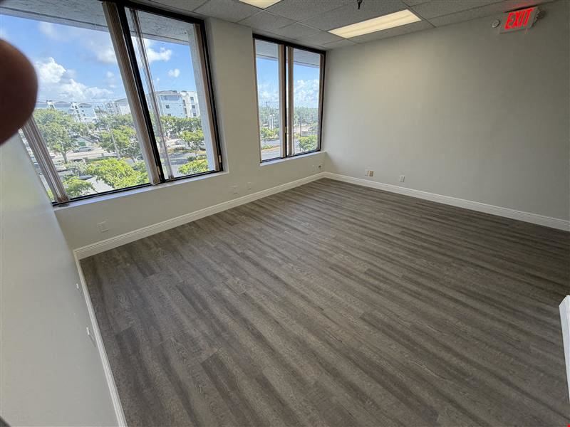 1280 SF Suite 301 Professional and Medical Office Space at