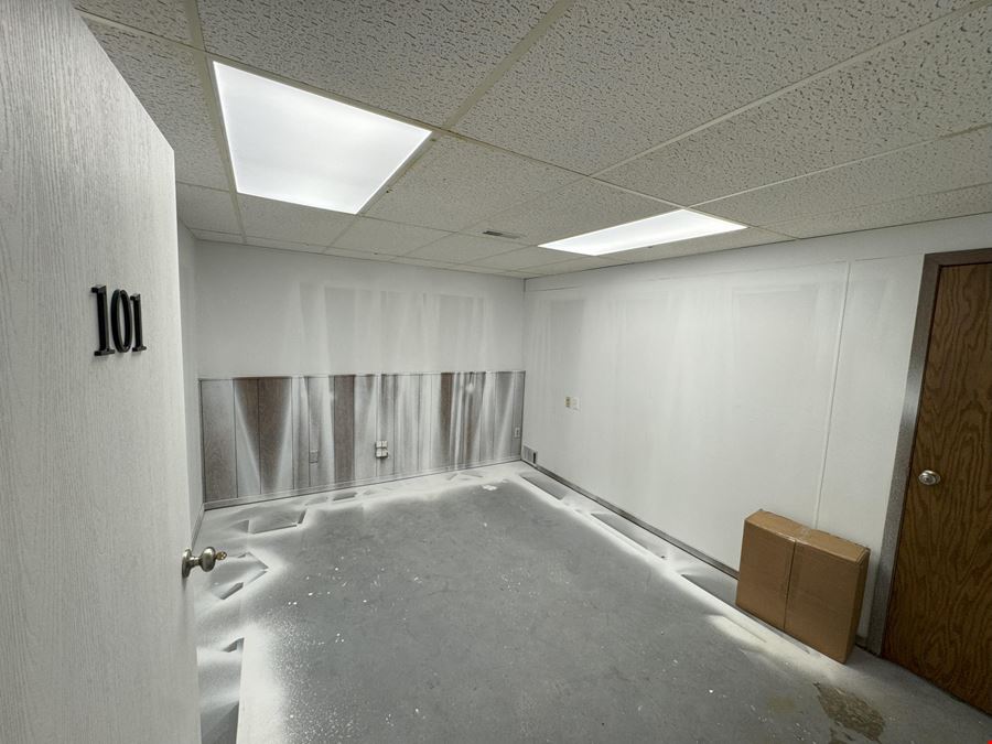 Prairie Wynn Plaza Executive Suites
