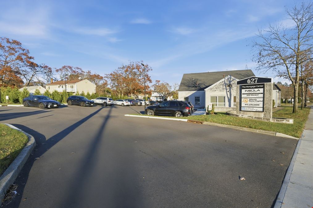 627 Horseblock Road