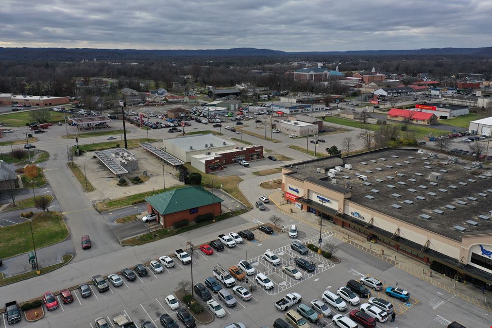 Free-Standing Shepherdsville Retail Building with Drive-Thru
