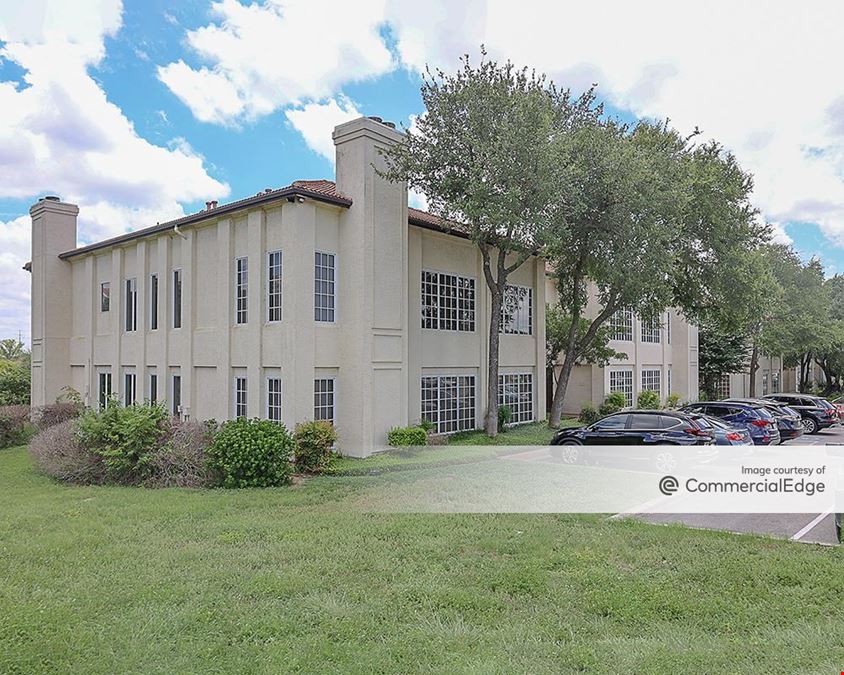 19202-19210 Huebner Road