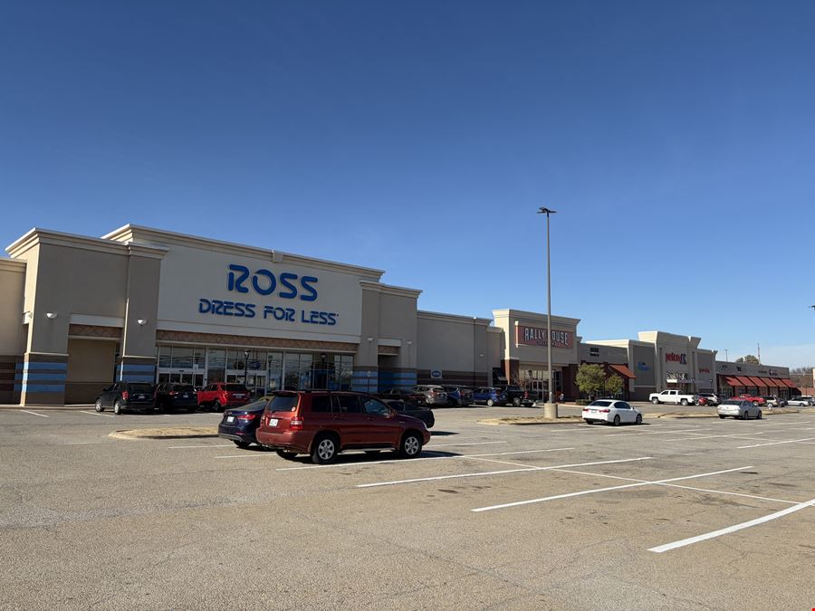 Lakeview Pointe Shopping Center