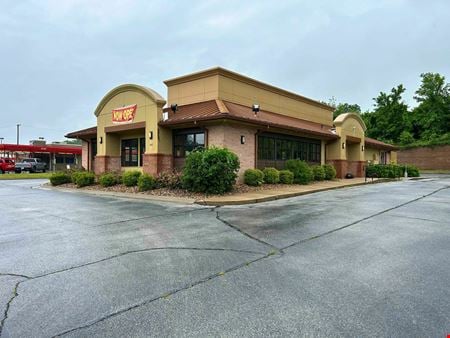 Preview of Retail space for Rent at 648 South Neosho Boulevard