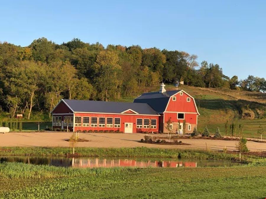 5901 County Road 105 NW - Bearwood Event Barn