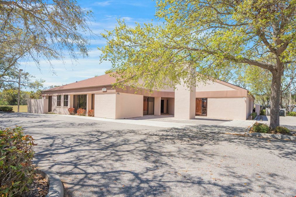 3910 Golf Park Loop