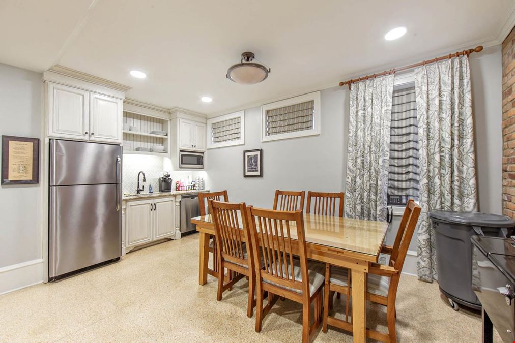 Own a Landmark in the Heart of Thibodaux!