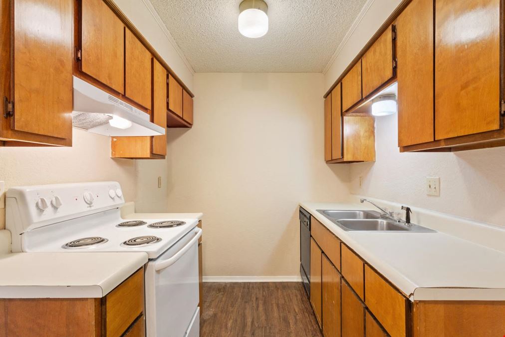 5506 Kingsman Apartments - Multifamily Portfolio