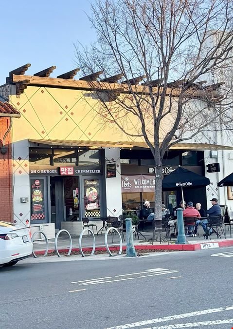1823-1825 Solano Ave