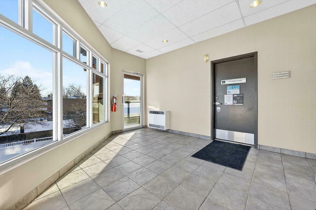 Banff Trail Plaza