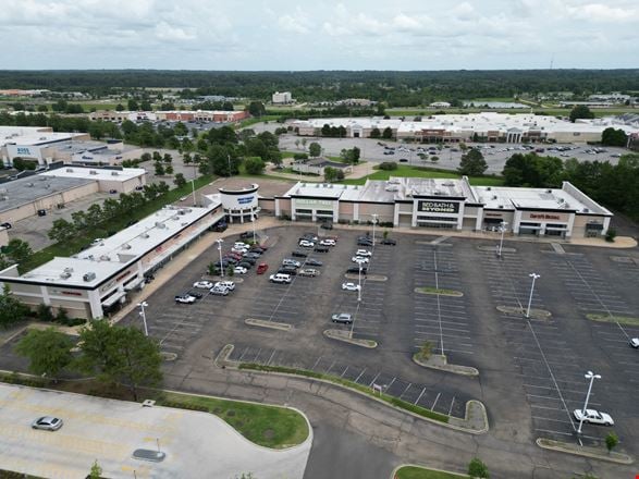 Preview of Retail space for Rent at 3944-3952 North Gloster Street