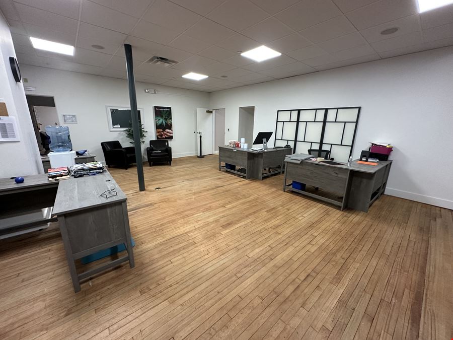 Retail / Office / Studio Space for Sublease