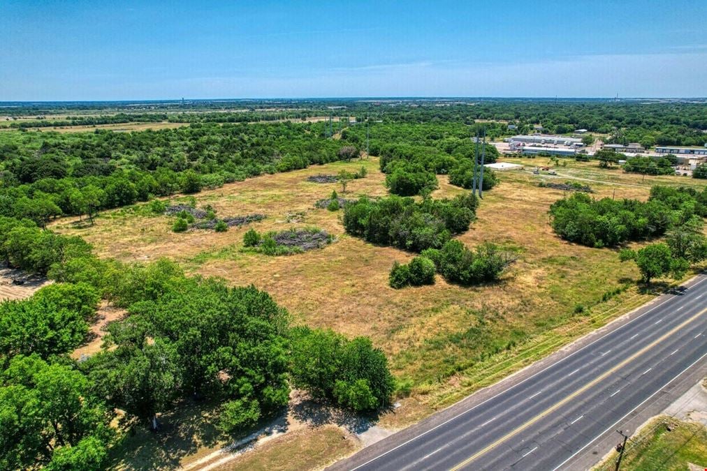 5 Acres Interstate 45 Frontage