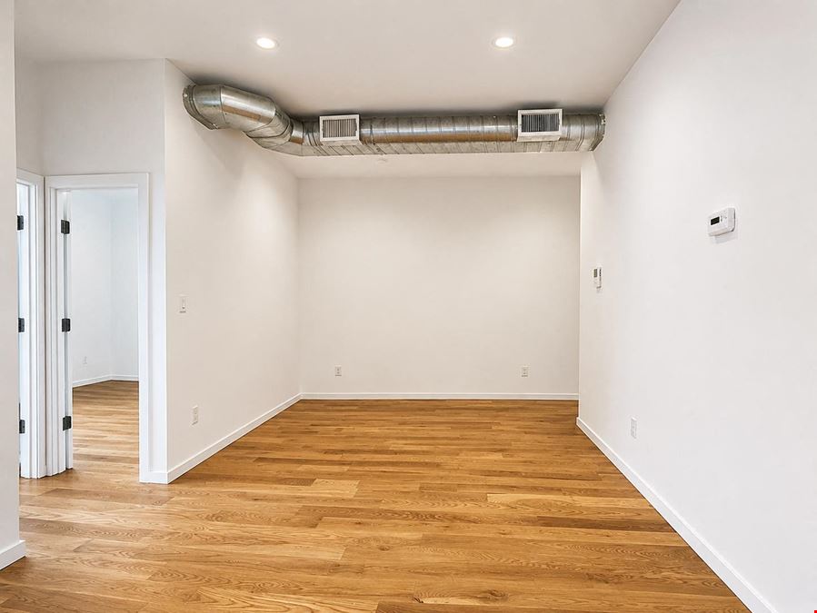 85 Rockaway Ave