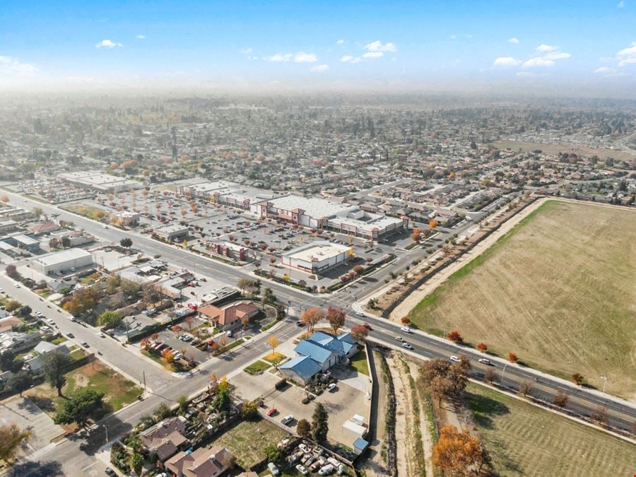 Former CVS Northside Shopping Center