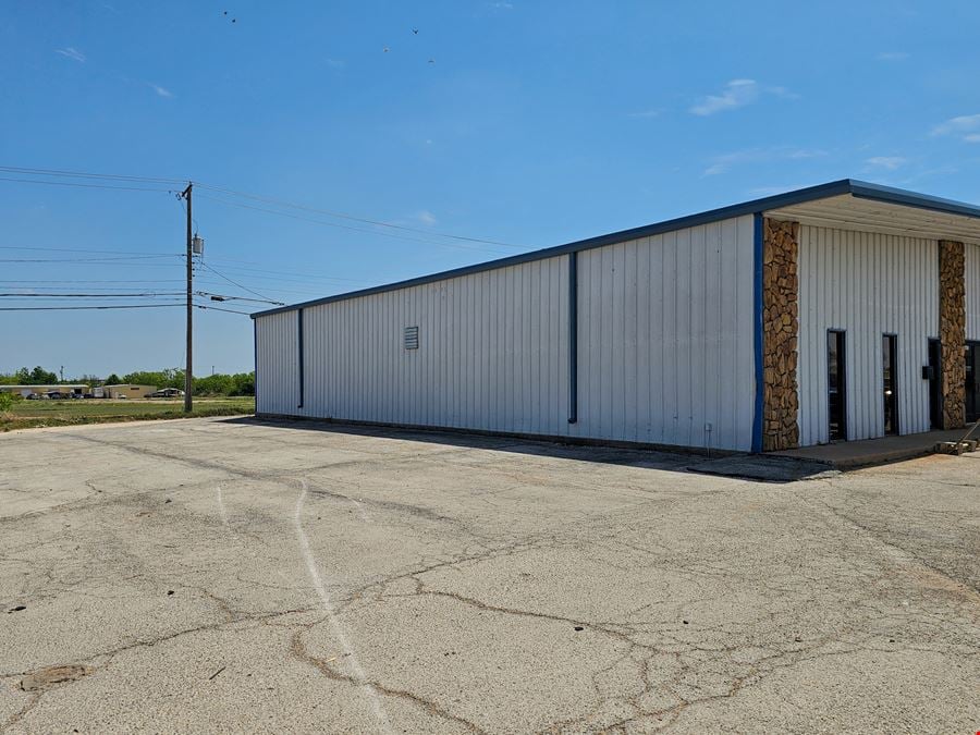 709 S Treadaway