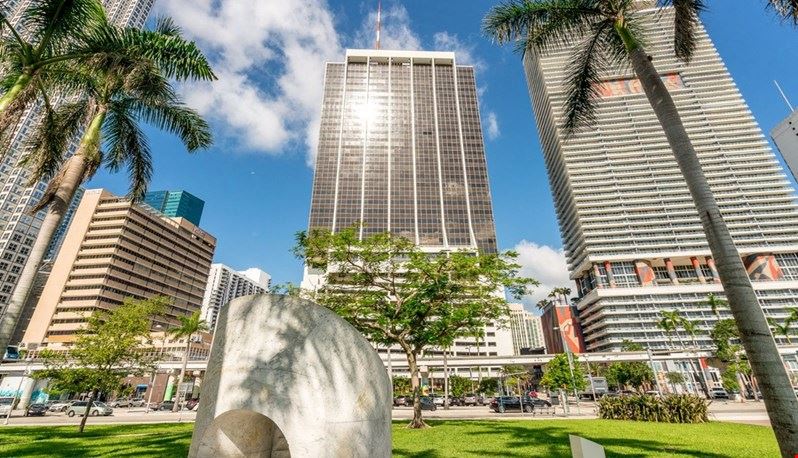 Quest Workspaces Biscayne