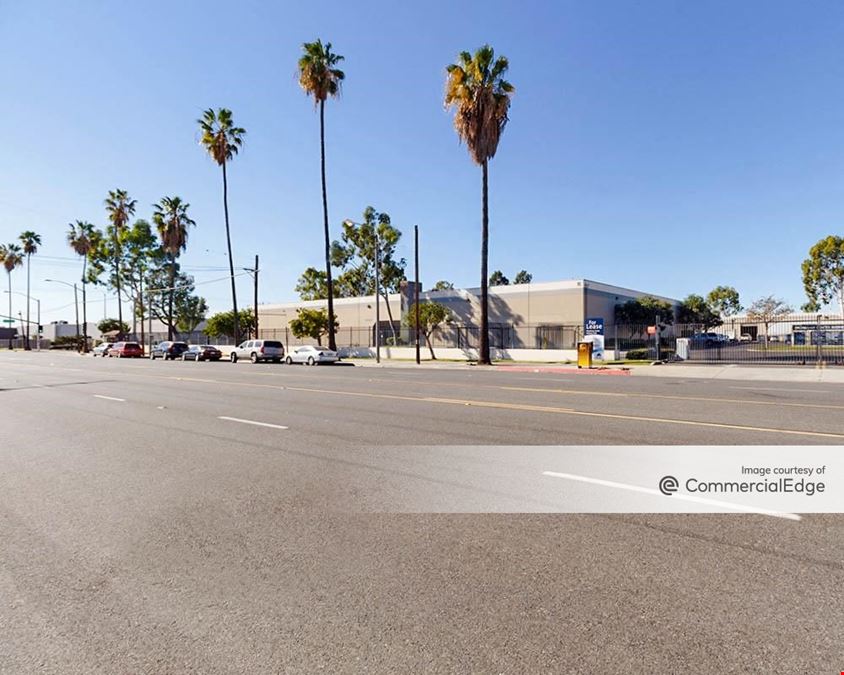 Broadway Center Business Park