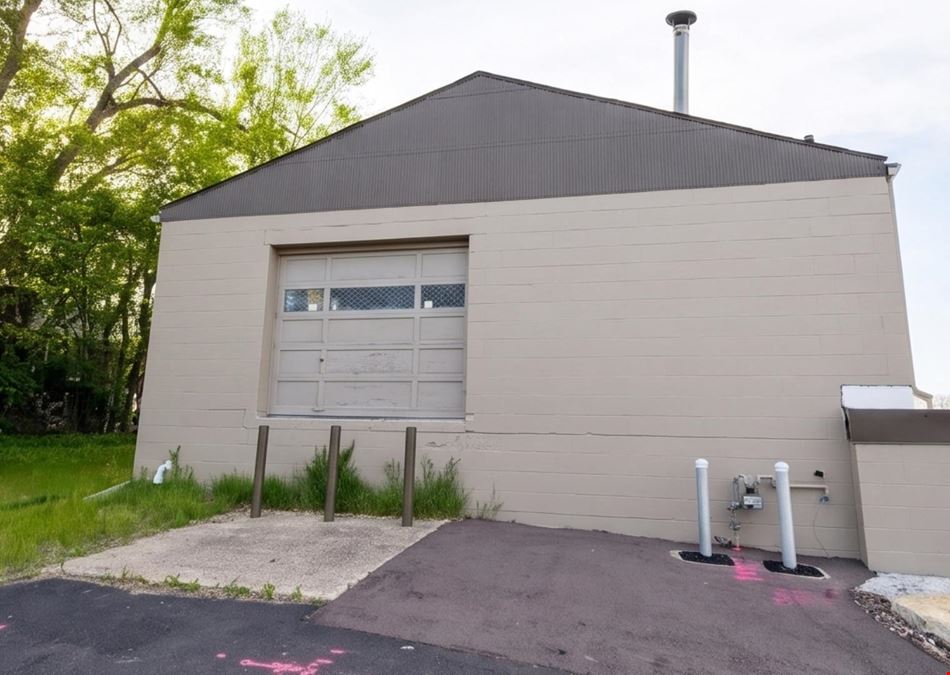 Vermillion Street Two-Story, Standalone, Mixed-Use Retail Bldg with prime visibility