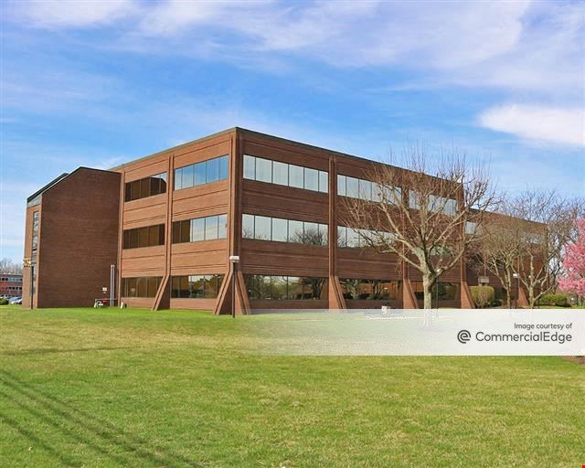 Centerpointe at East Gate