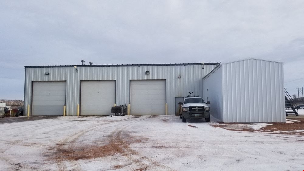 8,000 SQ FT Shop Which Includes +/-4,000 SQ FT Housing and Office Space