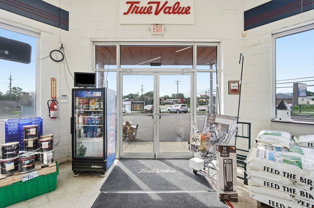 Two-Building Retail / Owner-User Opportunity – Hamilton Ave & W. Kemper Rd