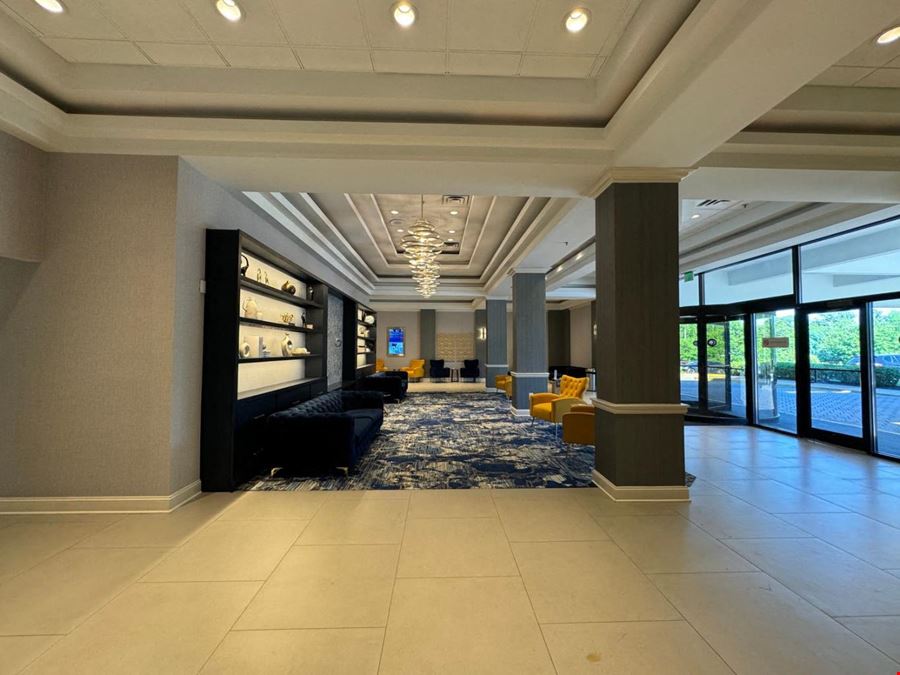 DoubleTree by Hilton Baltimore North - 1726 Reisterstown Rd Pikesville
