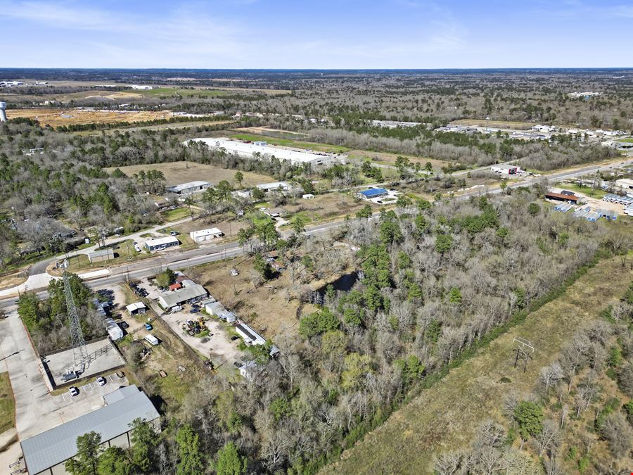 Prime 3.6-Acre Commercial Property on High-Traffic Hwy 105 – Ideal for Development!