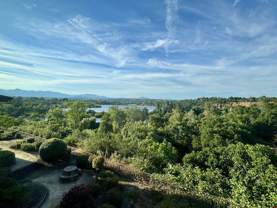 292 Hemsted Dr