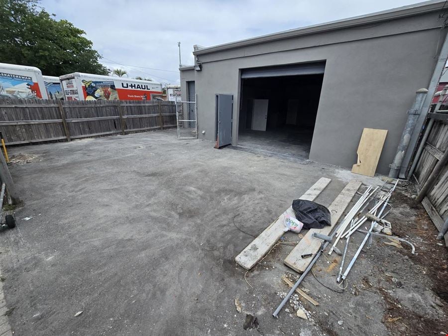 Flex Space for Lease in Hollywood 1200 SQFT