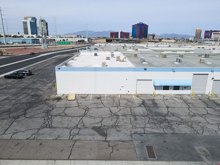 The Valley View Suites