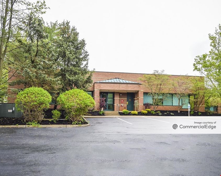 Laurelwood Corporate Center