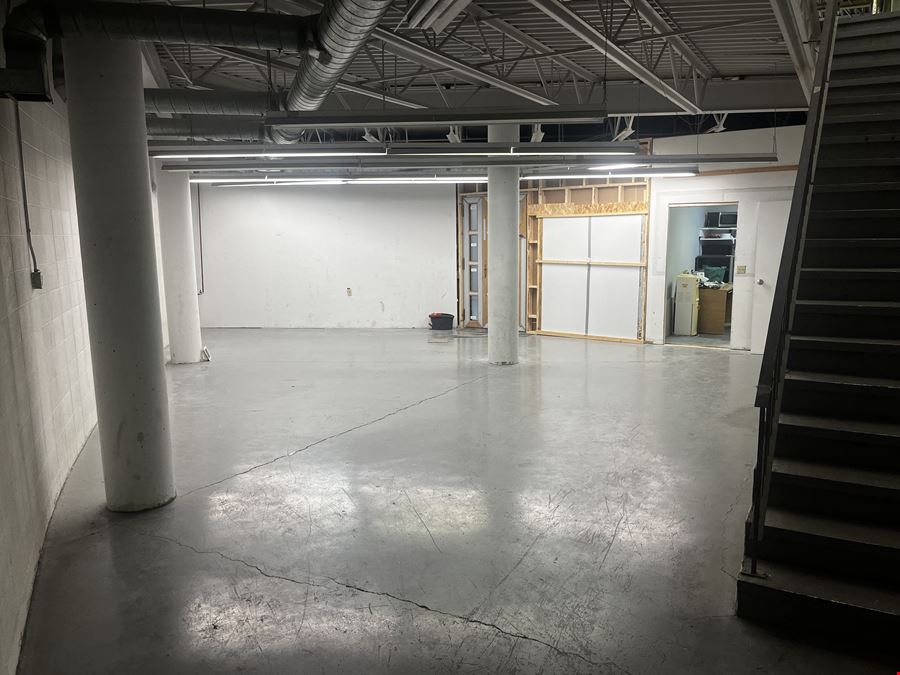 HIGH-EXPOSURE RETAIL/OFFICE SPACE IN WEST EDMONTON