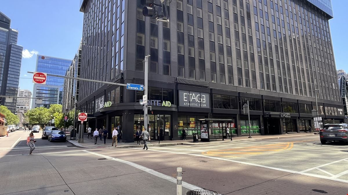 100 Forbes Ave