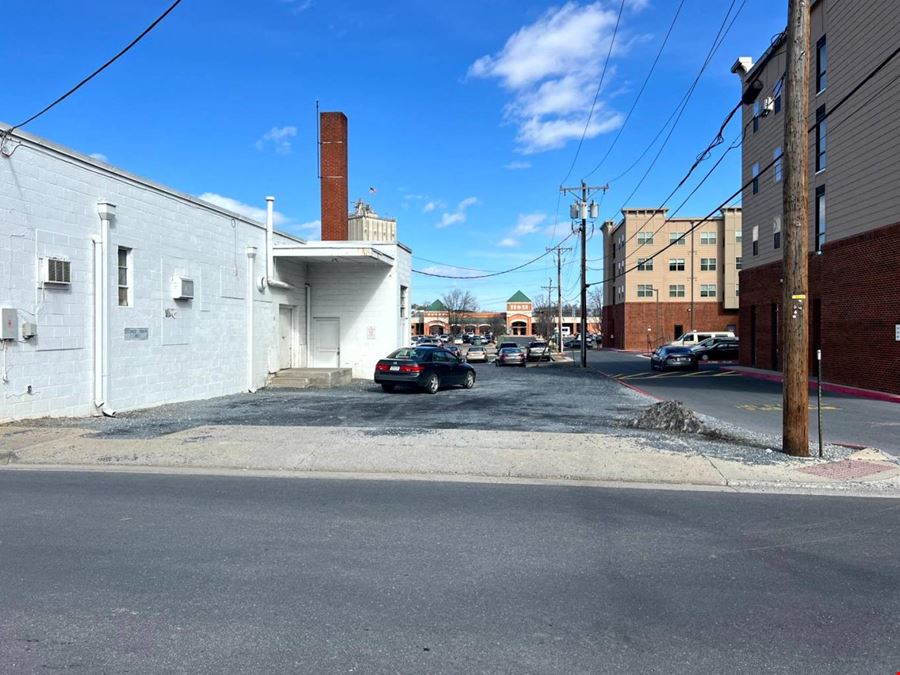60 E Rock St