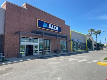Preview of Retail space for Rent at 3501 S Tamiami Trl