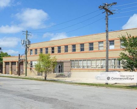 Preview of Industrial space for Rent at 4720 West Montrose Avenue