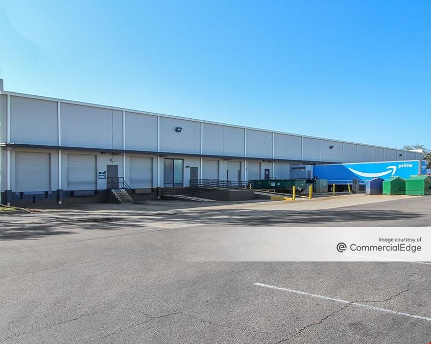 Adamo Distribution Center - Building II