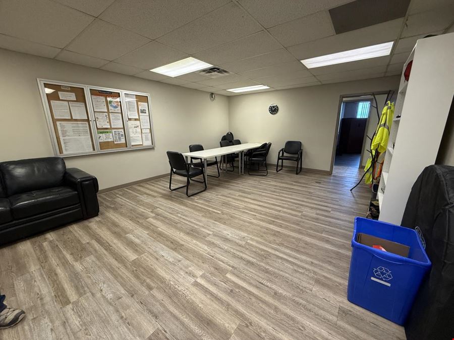 27127 - 47 Hwy 597
