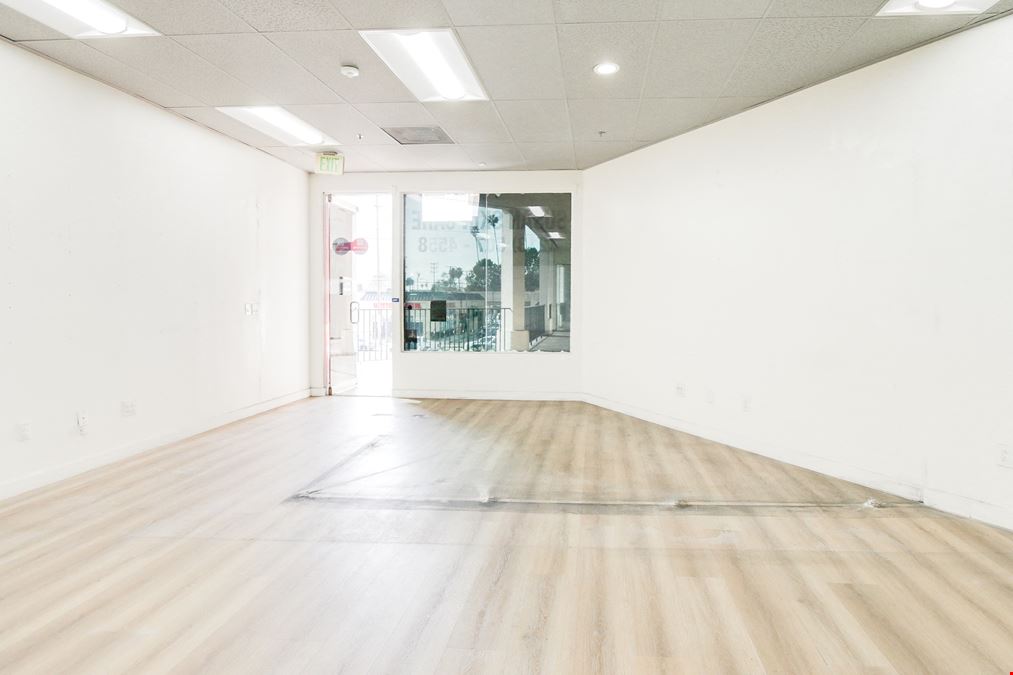 RETAIL/CREATIVE OFFICE AVAILABLE | Venice + Western