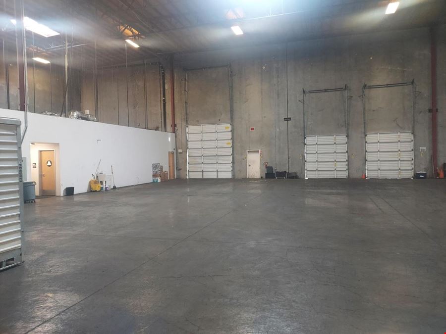 Nashville Warehouse Space - Rent What You Need - #1976